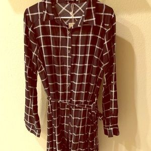 Knee length Shirt Tie Dress
